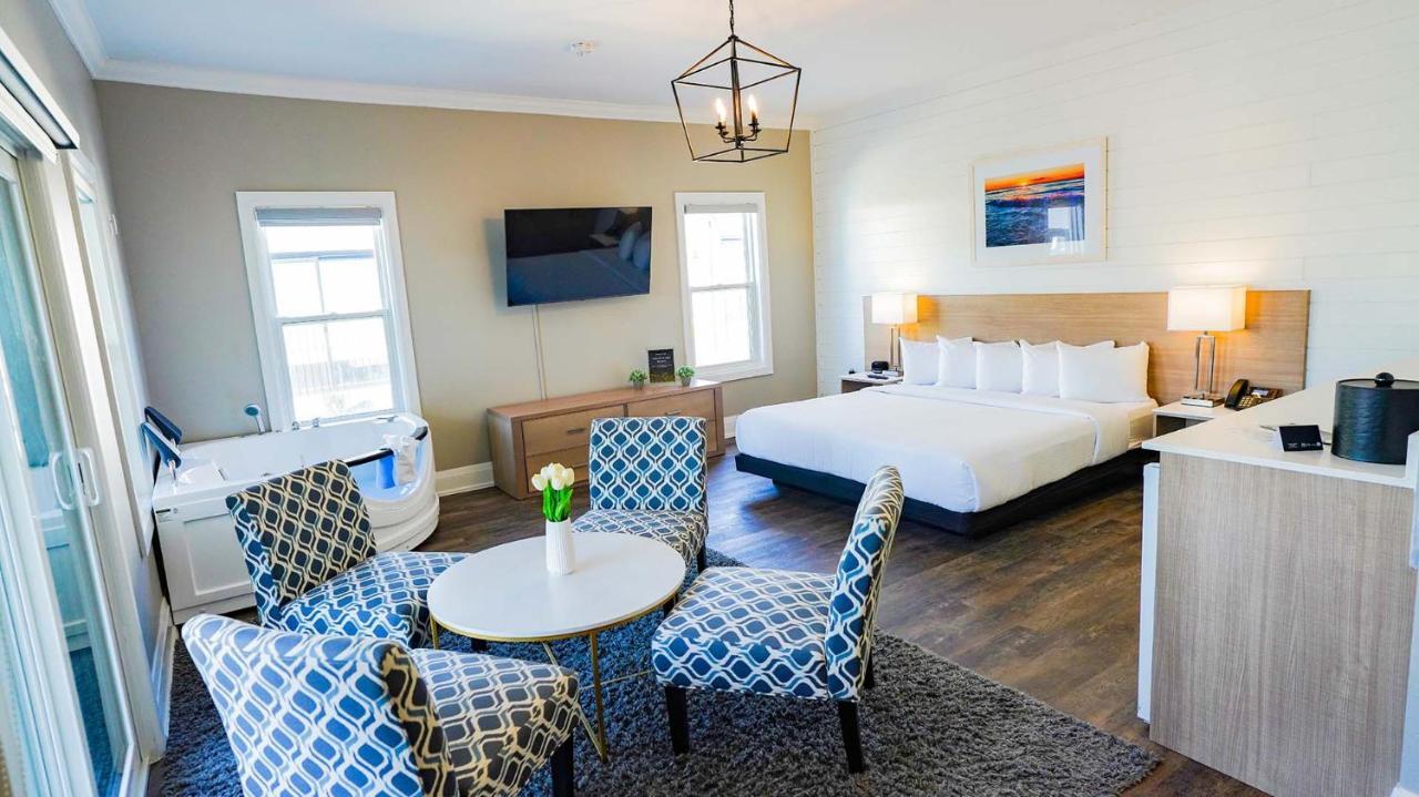 גרנד בנד Colonial Hotel & Suites מראה חיצוני תמונה