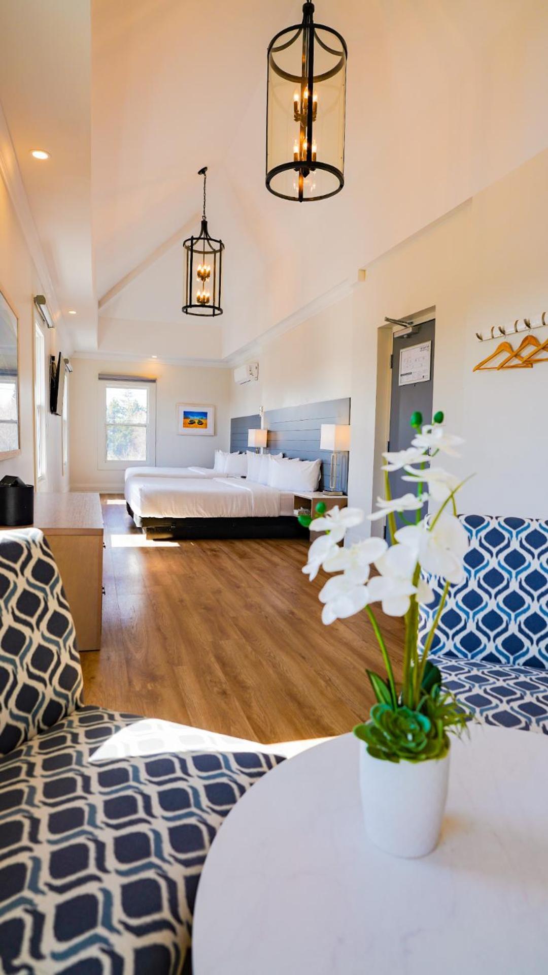 גרנד בנד Colonial Hotel & Suites מראה חיצוני תמונה
