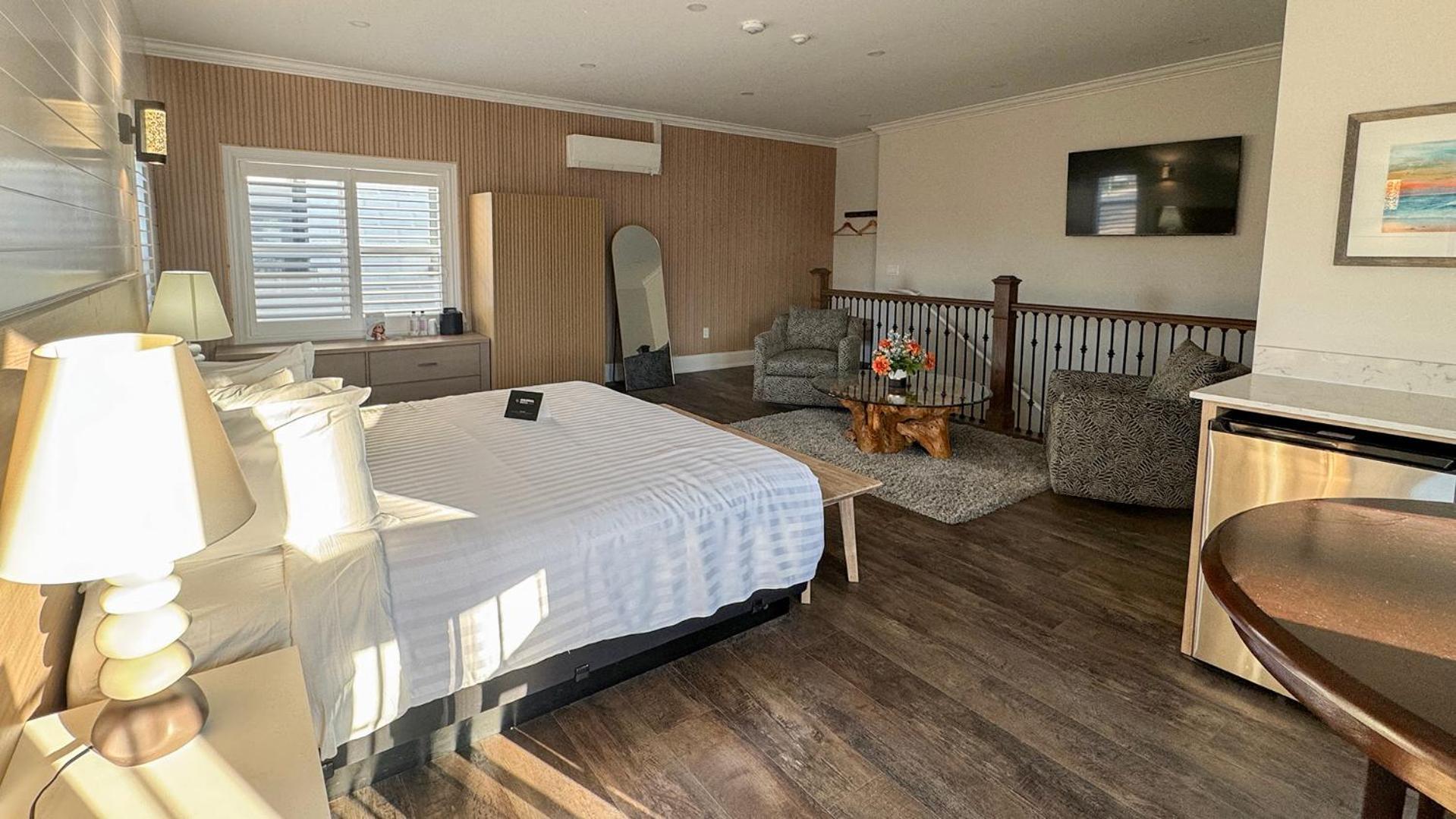 גרנד בנד Colonial Hotel & Suites מראה חיצוני תמונה